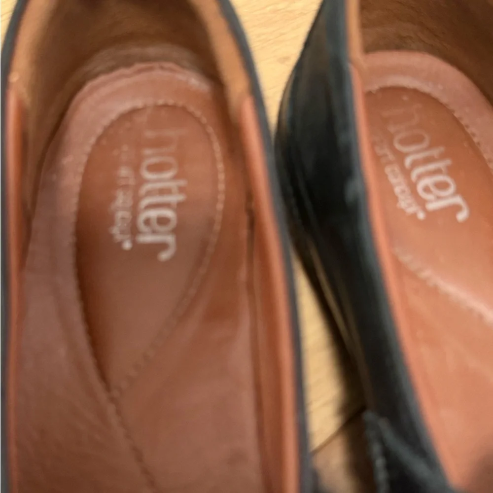 Hotter Black Leather Flats with Cutout Design UK 5 = US 7